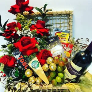 Baú Aperitivos e Flores